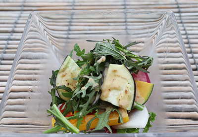 <br /><br />泉州産水茄子と夏野菜の彩りサラダ 胡麻ドレッシング<br />